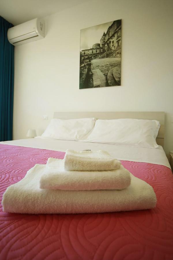 Il Maestrale B&B Noto Bagian luar foto